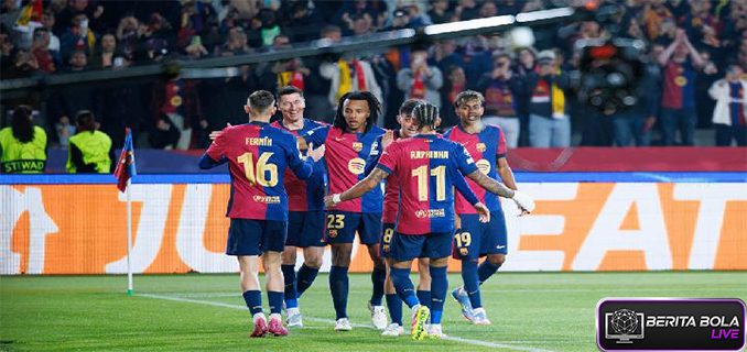 Barcelona dan Real Madrid Tertarik Rekrut Bek Kiri Jerman 22 Tahun